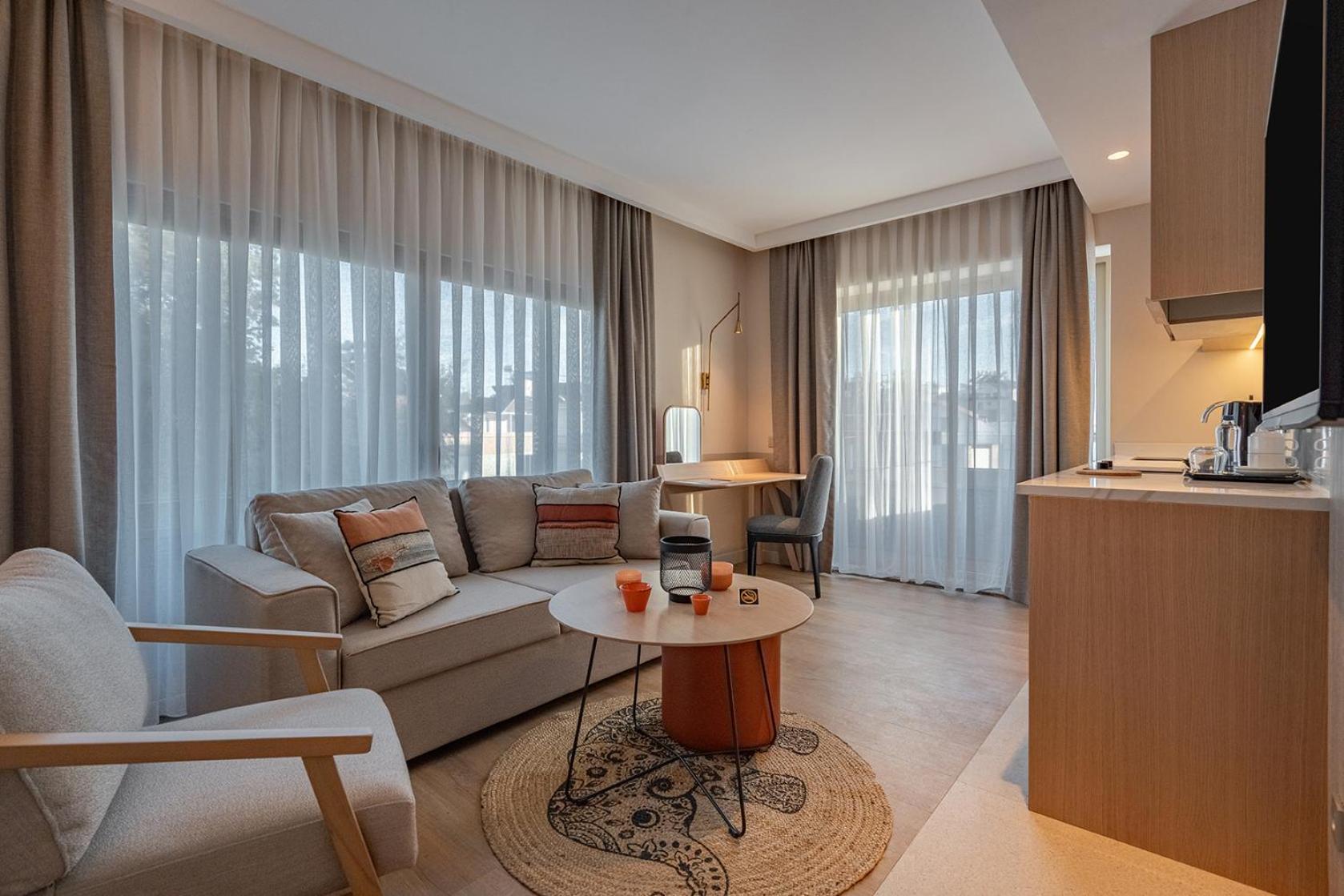 Oli Hotel And Suites อันตัลยา ภายนอก รูปภาพ